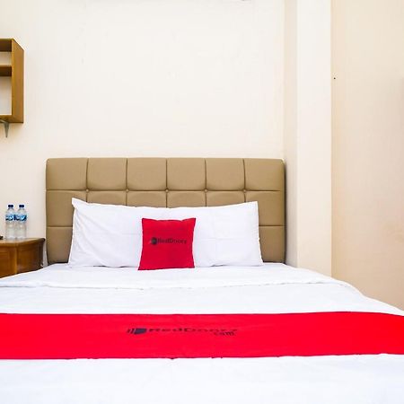 Reddoorz Syariah @ Griya Thamrin Manahan Solo 外观 照片