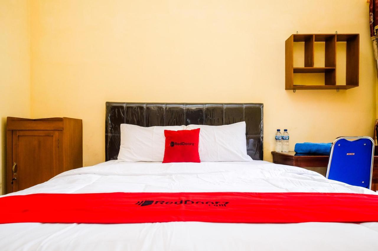 Reddoorz Syariah @ Griya Thamrin Manahan Solo 外观 照片