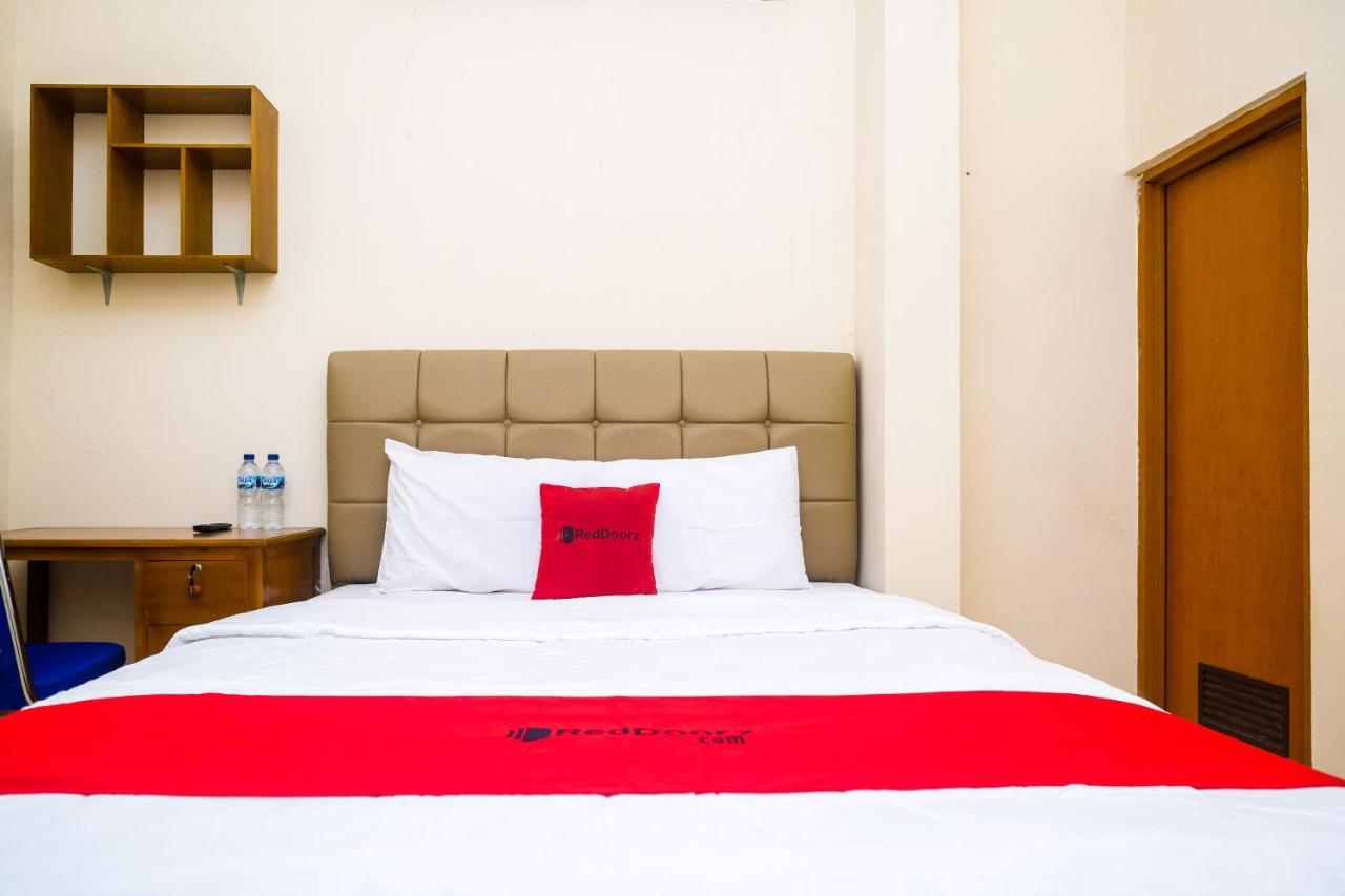 Reddoorz Syariah @ Griya Thamrin Manahan Solo 外观 照片
