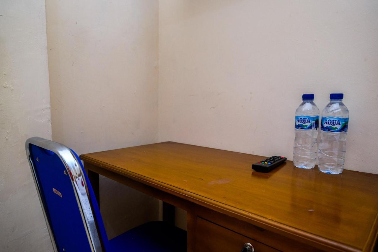 Reddoorz Syariah @ Griya Thamrin Manahan Solo 外观 照片